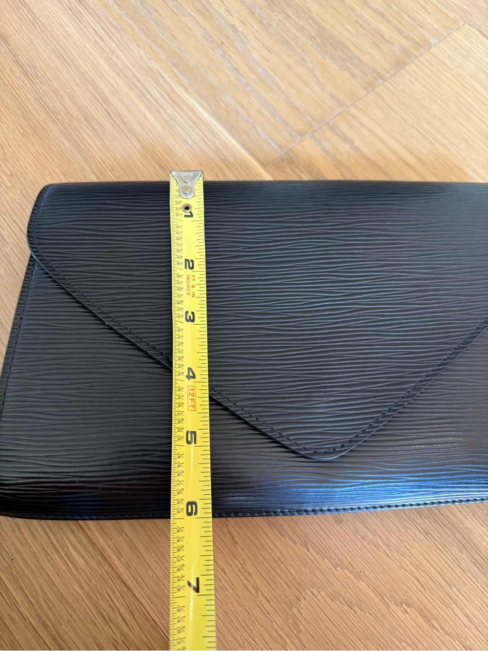 Louis Vuitton Black Epi Leather Envelope Clutch Bag - Picture 13 of 15